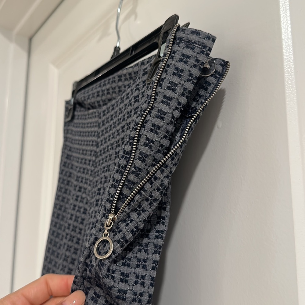 High Rise Skinny Pants - Picture 4 of 5